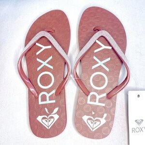 NWT Roxy women’s sandals size 7